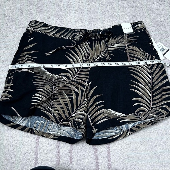NWT dash Tropical Leaf Print Linen Blend Shorts XL Resortwear Cruise Summer - Picture 5 of 9